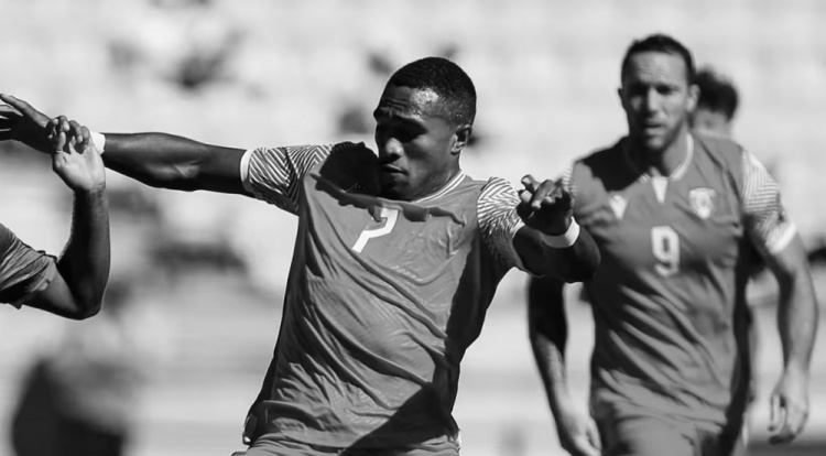 年大洋洲国, 迪的家人, 他曾代表波