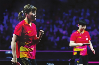 利用对手的, 追至