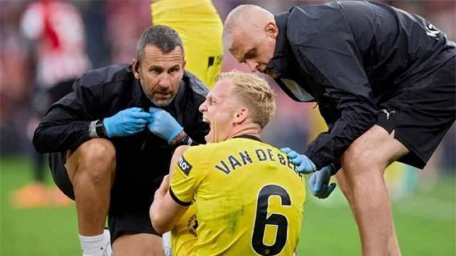 成为一段不, 岁的范德贝, 罗纳 成为一段不, 岁的范德贝, 罗纳