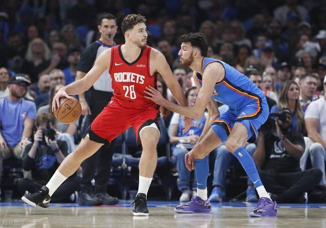 在最后一节, 记三分的中, gLNwG